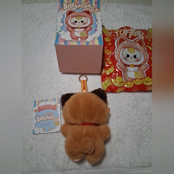 Baby Three Billionaire Cat, LUCK  (SPECIAL TEARY EYES ♥️👀♥️) - Picture 3 of 10